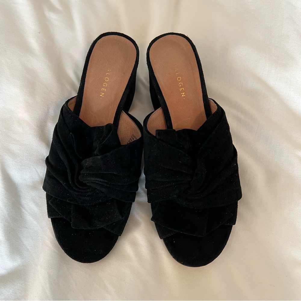 Halogen black suede block heel sandal